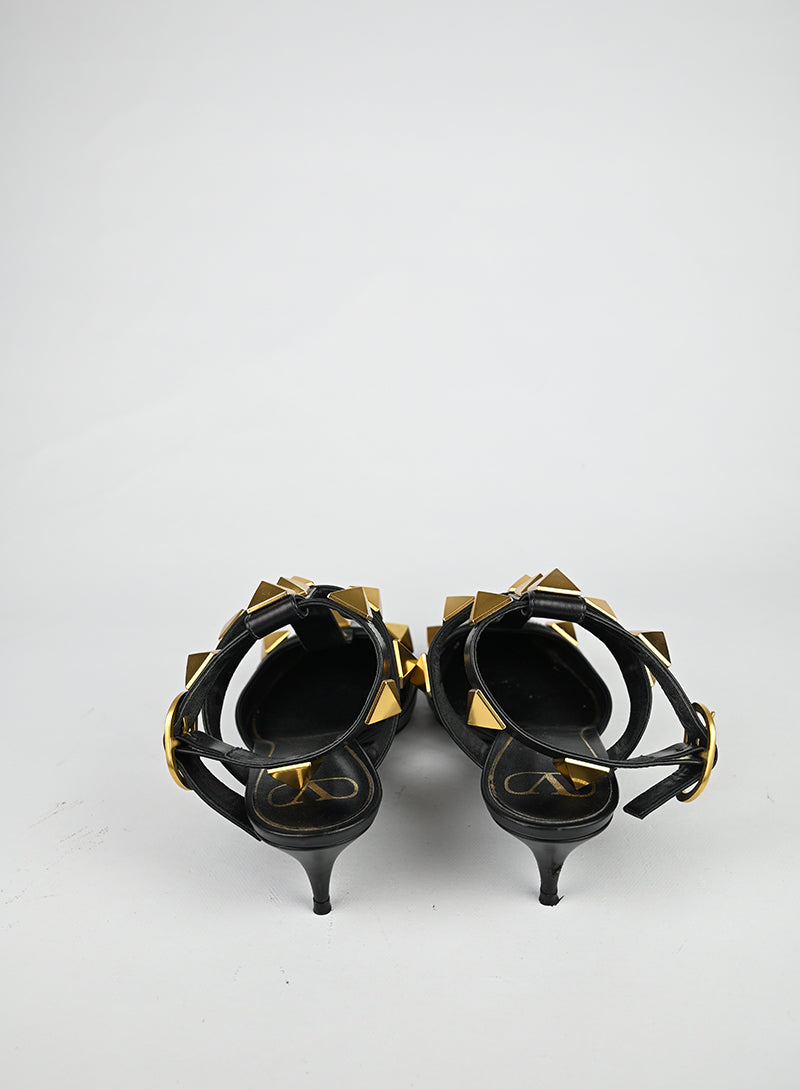 Valentino Sandali Roman Studs in pelle nera - N. 40