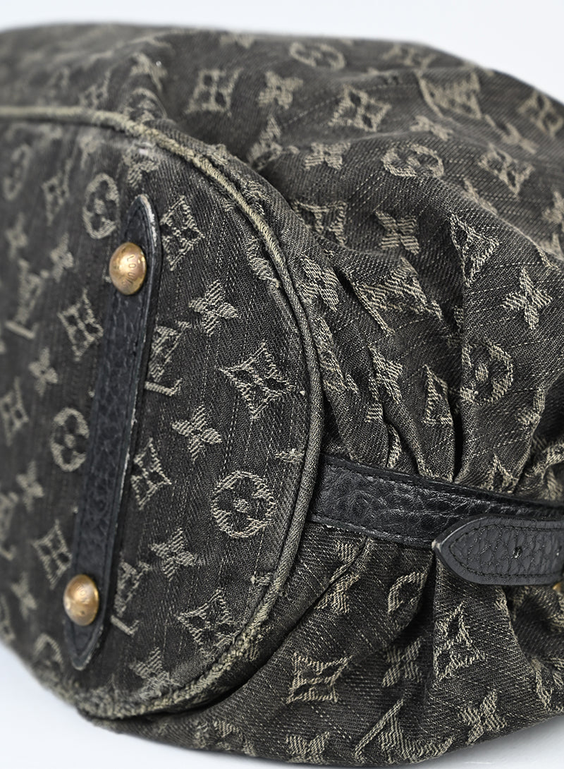 Louis Vuitton Borsa Mahina in denim grigio