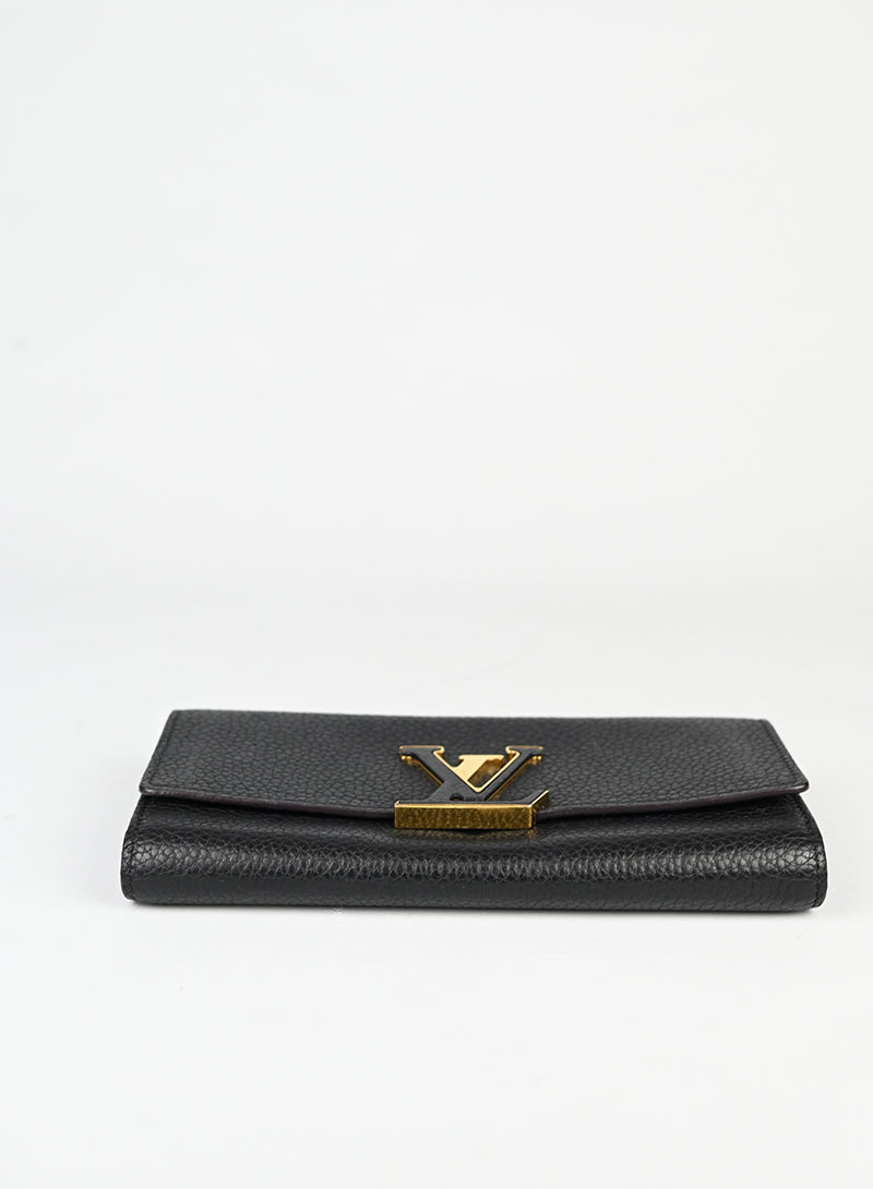 Louis Vuitton Portafogli Capucine in pelle nera