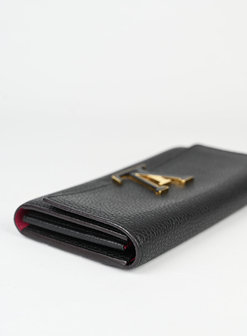 Louis Vuitton Portafogli Capucine in pelle nera