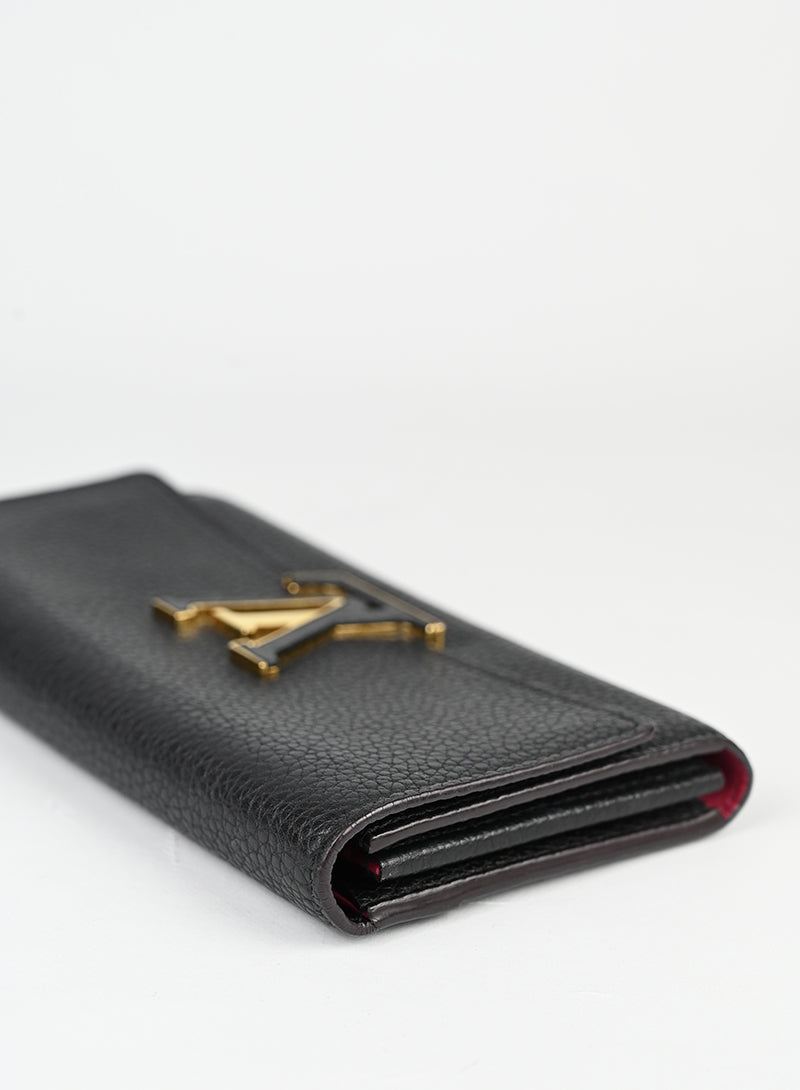 Louis Vuitton Portafogli Capucine in pelle nera