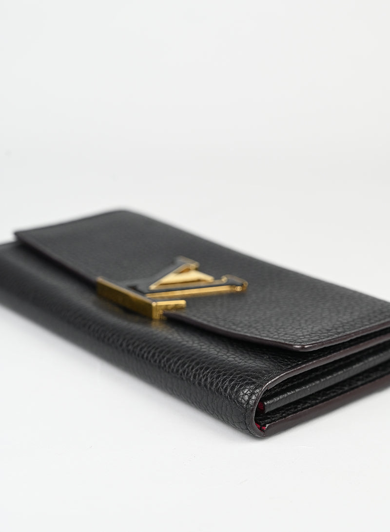 Louis Vuitton Portafogli Capucine in pelle nera