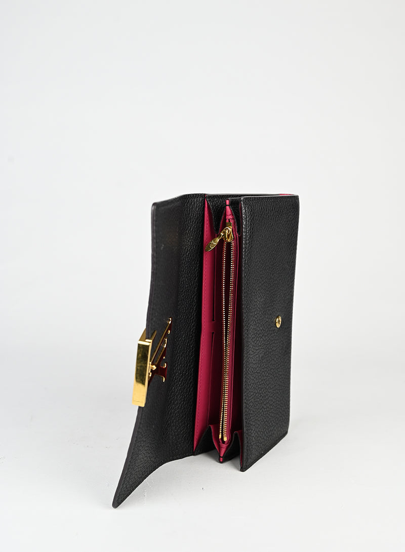 Louis Vuitton Portafogli Capucine in pelle nera