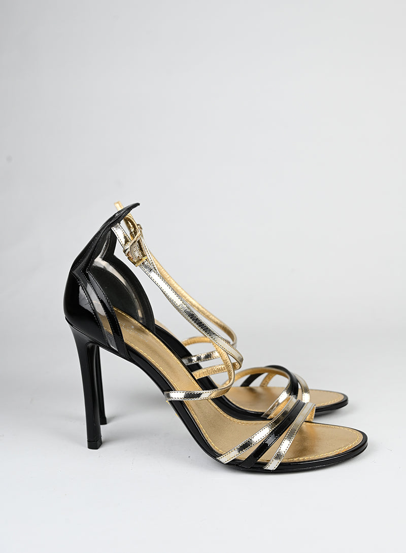 Louis Vuitton Sandali in vernis neri - N. 39 -  lesleyluxuryvintage