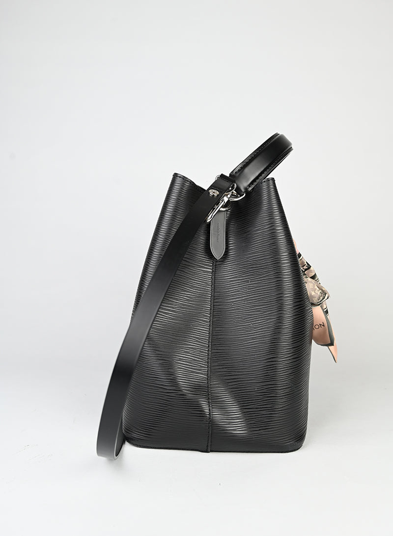 Louis Vuitton Borsa NeoNoe in pelle Epi nera