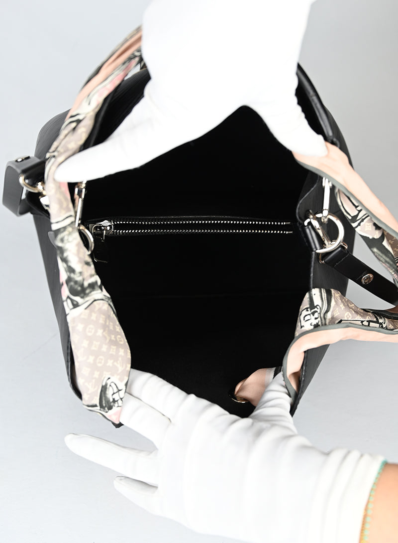 Louis Vuitton Borsa NeoNoe in pelle Epi nera