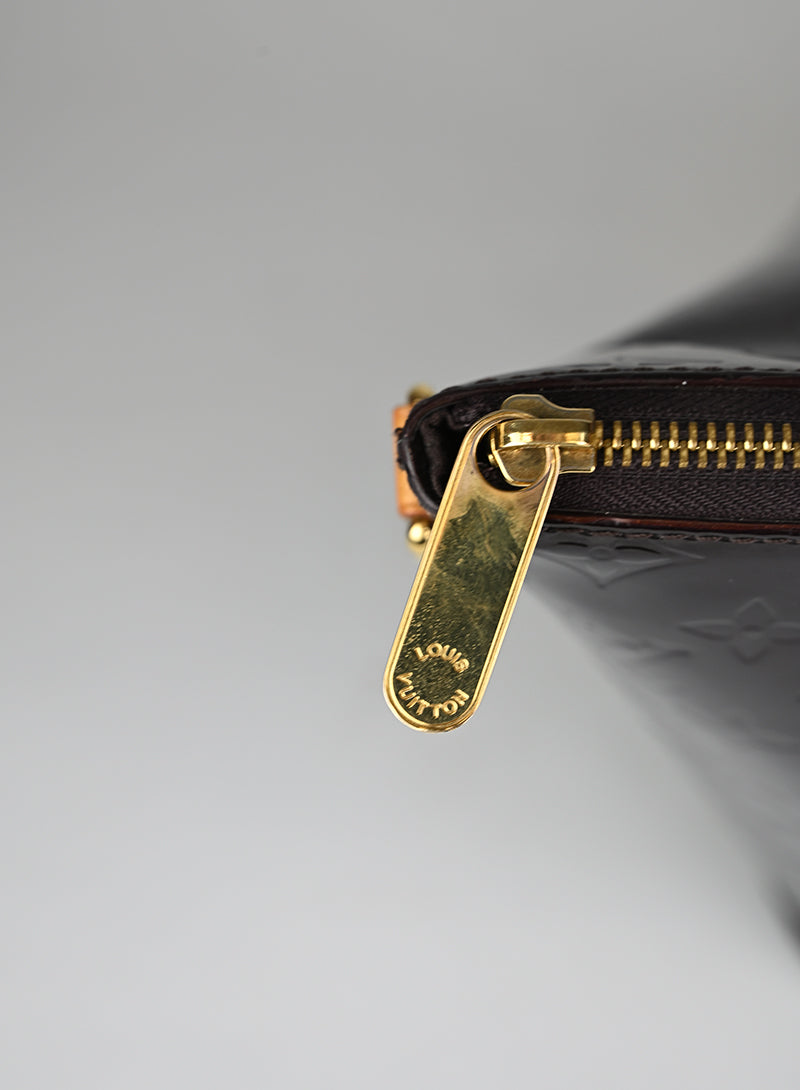 Louis Vuitton Borsa Bellevue Vernice Burgundi