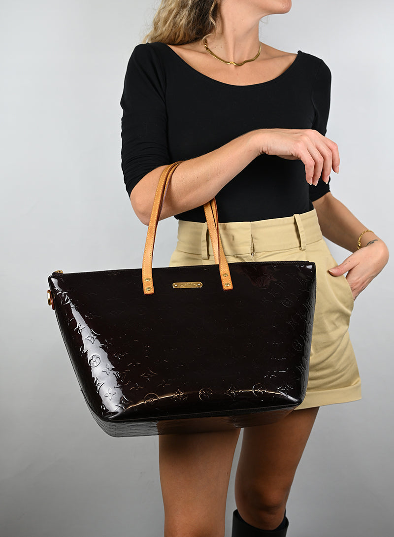 Louis Vuitton Borsa Bellevue Vernice Burgundi