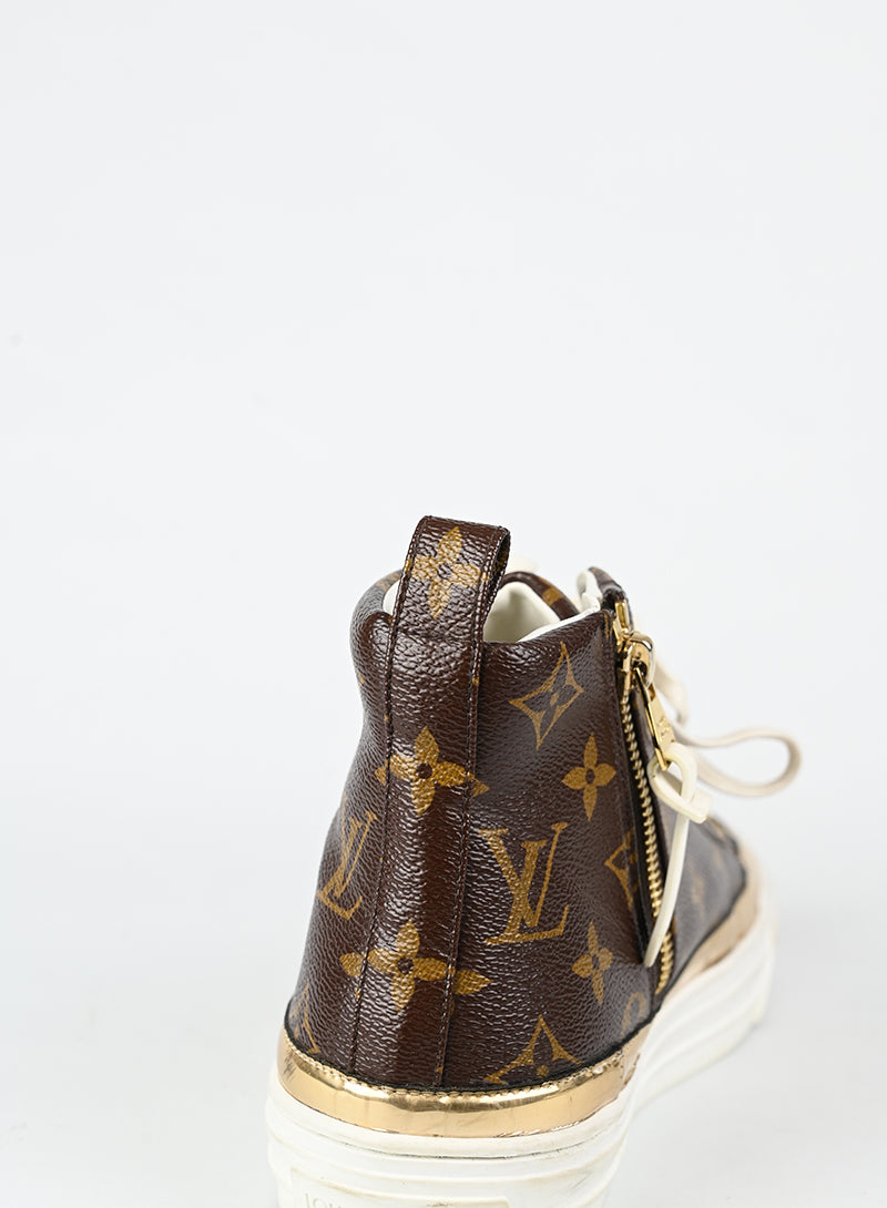 Louis Vuitton Sneakers in tela Monogram - N. 39