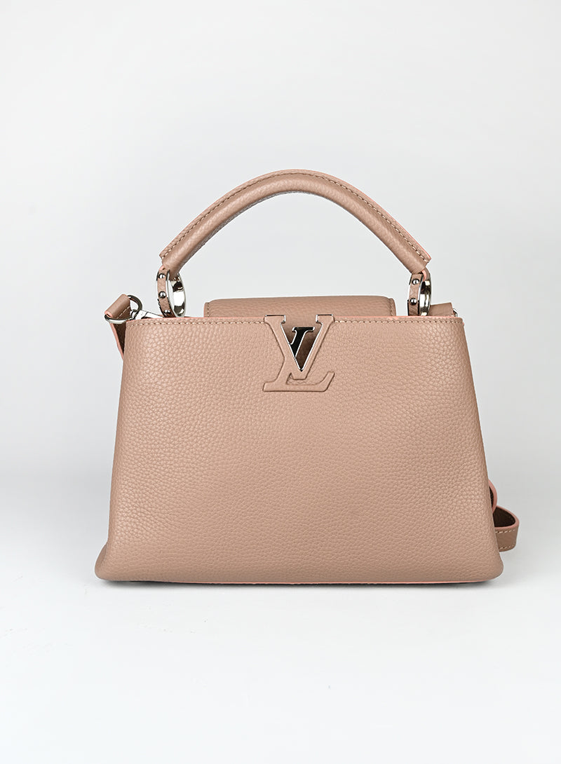 Louis Vuitton Borsa Capucines in pelle tortora