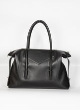 Load image into Gallery viewer, Givenchy Antigona Soft Lock large bag in black leather
