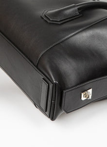 Givenchy Borsa Antigona Soft Lock grande in pelle nera