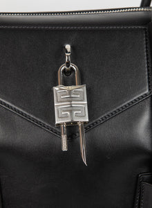 Givenchy Borsa Antigona Soft Lock grande in pelle nera