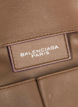 Load image into Gallery viewer, Balenciaga Shopper Papier Classic in pelle marrone e viola
