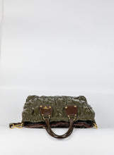 Load image into Gallery viewer, Prada Borsa Coffer in vernice bicolor verde e marrone
