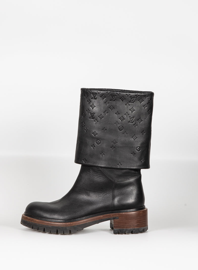 Louis Vuitton Black leather boots with maxi cuff - N. 40