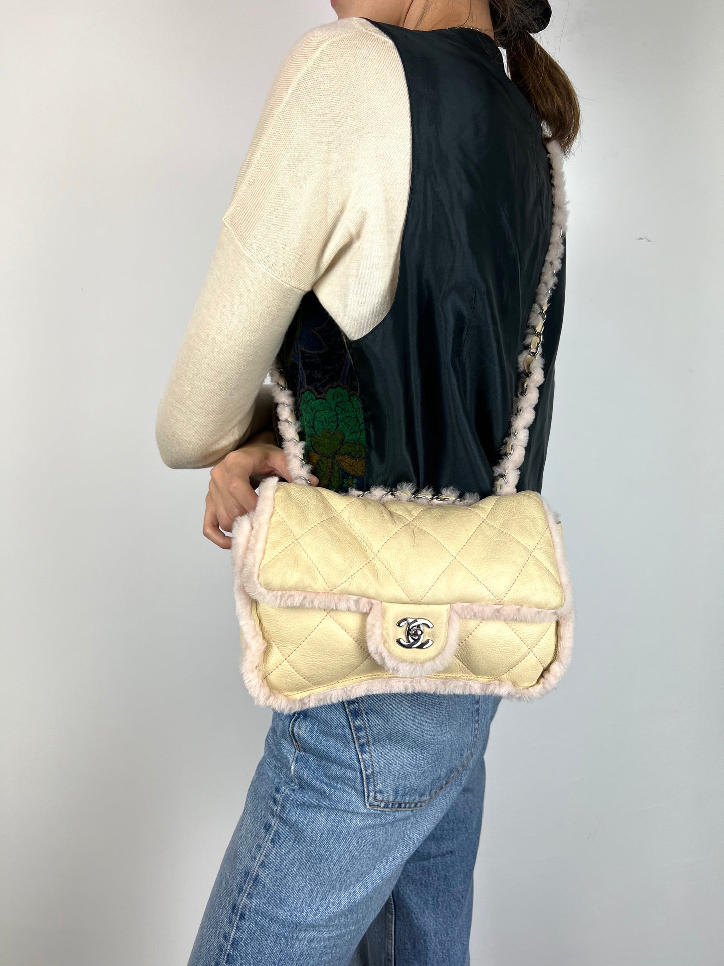 Chanel Borsa 2.55 in pelle beige profili montone rosa