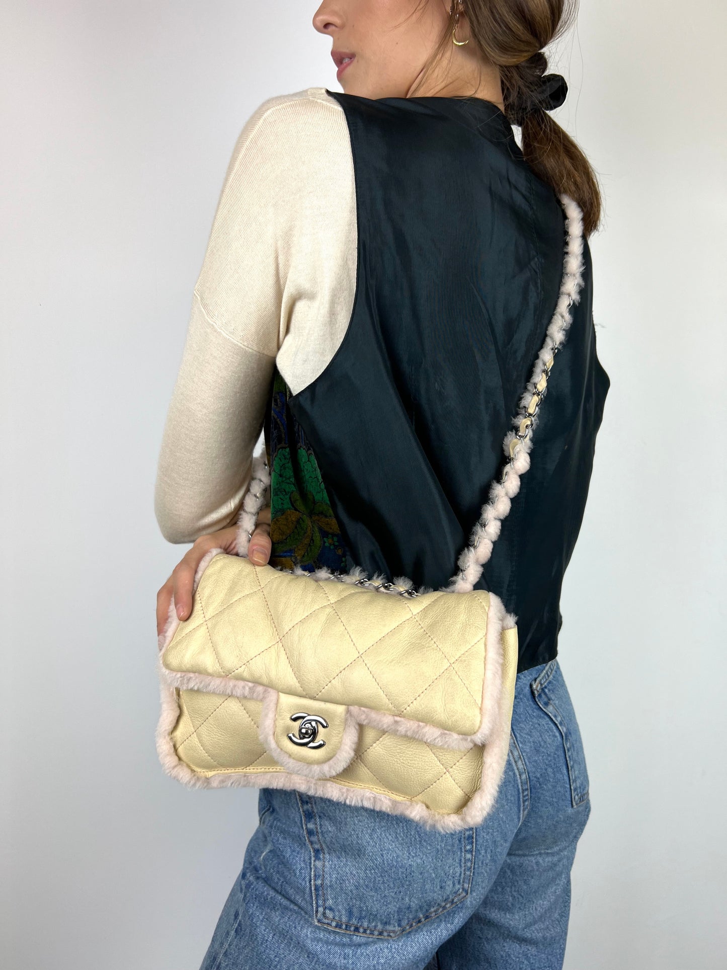 Chanel Borsa 2.55 in pelle beige profili montone rosa