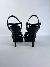 Carica l&#39;immagine nel visualizzatore di Gallery, Yves Saint Laurent Sandali Tribute in pelle nera - N. 41
