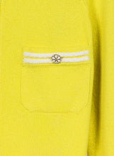 Load image into Gallery viewer, Chanel Cardigan in cashmere giallo profilato bianco - Tg. 44
