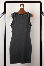 Load image into Gallery viewer, Chanel Abito a tubino grigio melange in lurex e cashmere - Tg. 40 -  lesleyluxuryvintage
