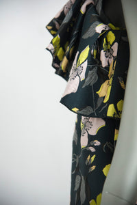 Giambattista Valli Abito nero con fantasia fiori gialli e rosa - Tg. 44 -  lesleyluxuryvintage