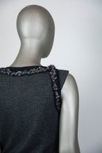 Load image into Gallery viewer, Chanel Abito a tubino grigio melange in lurex e cashmere - Tg. 40 -  lesleyluxuryvintage
