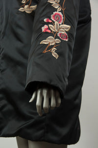 P.A.R.O.S.H. Piumino nero con fiori ricamati e collo pelliccia - Tg. 40 -  lesleyluxuryvintage