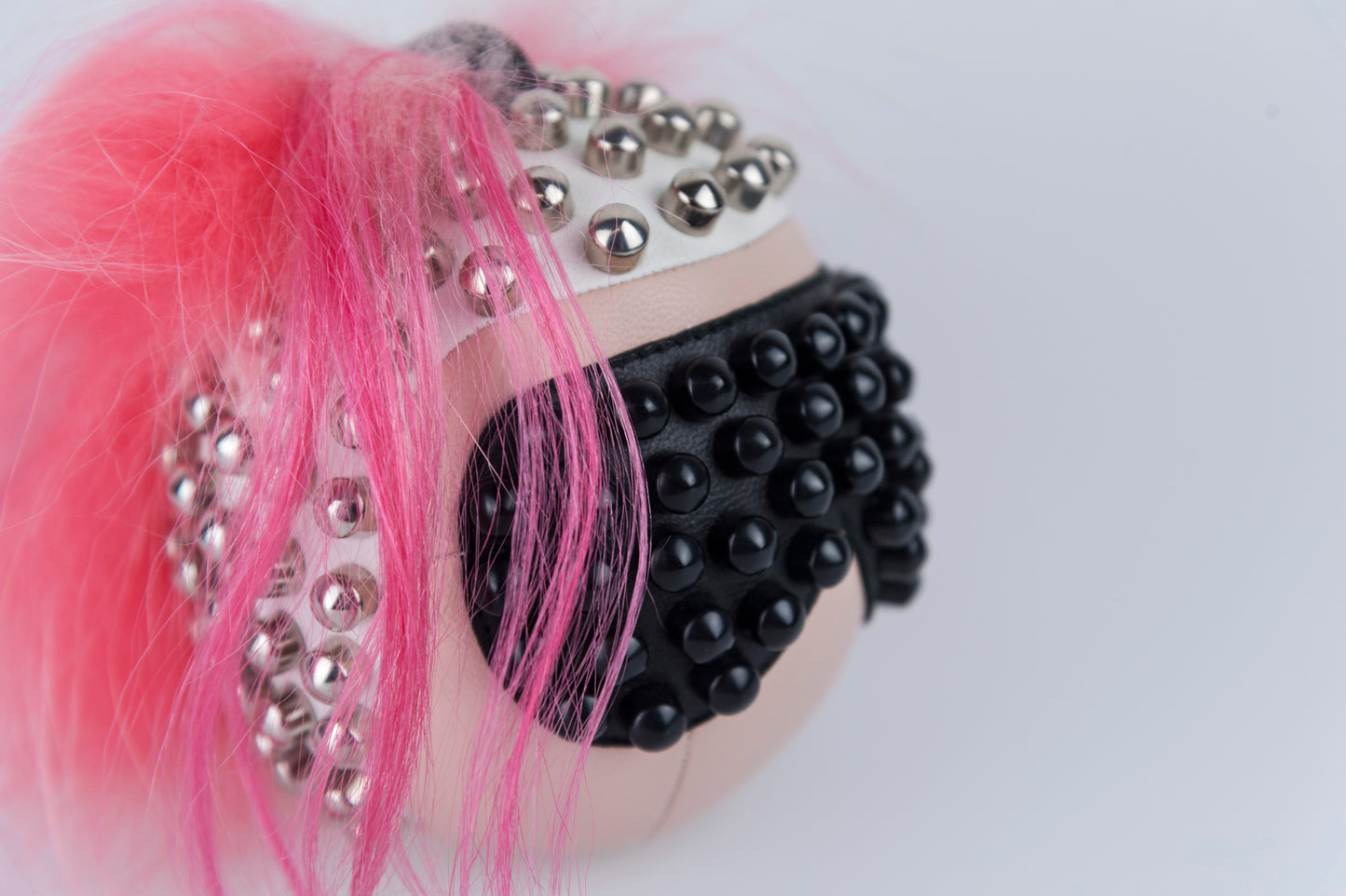 Fendi Portachiavi Karlito Punk con capelli cresta rosa shocking