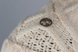 Gucci Cappello in maglia lana color panna con logo argento -  lesleyluxuryvintage
