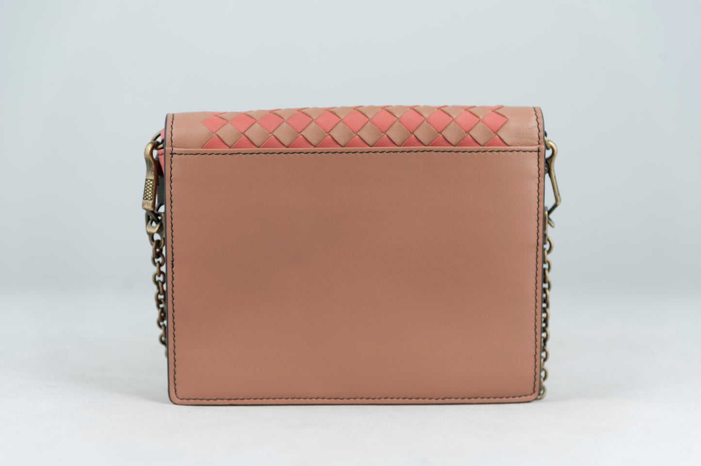 Bottega Veneta Wallet on chain Parme in pelle rosa